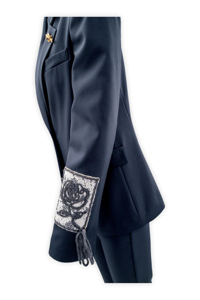 Single-breasted lined blazer with sleeve embroidery