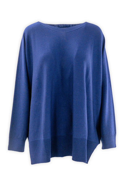 Curvy boat neck sweater in pure wool