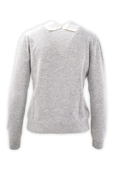 Warm wool sweater made with crew neck and original