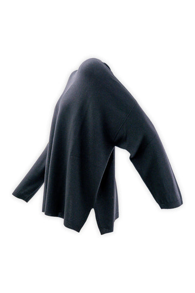 Maglia ampia in pura lana con spacchi laterali