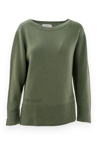 Scollo a barchetta in pura lana oversize