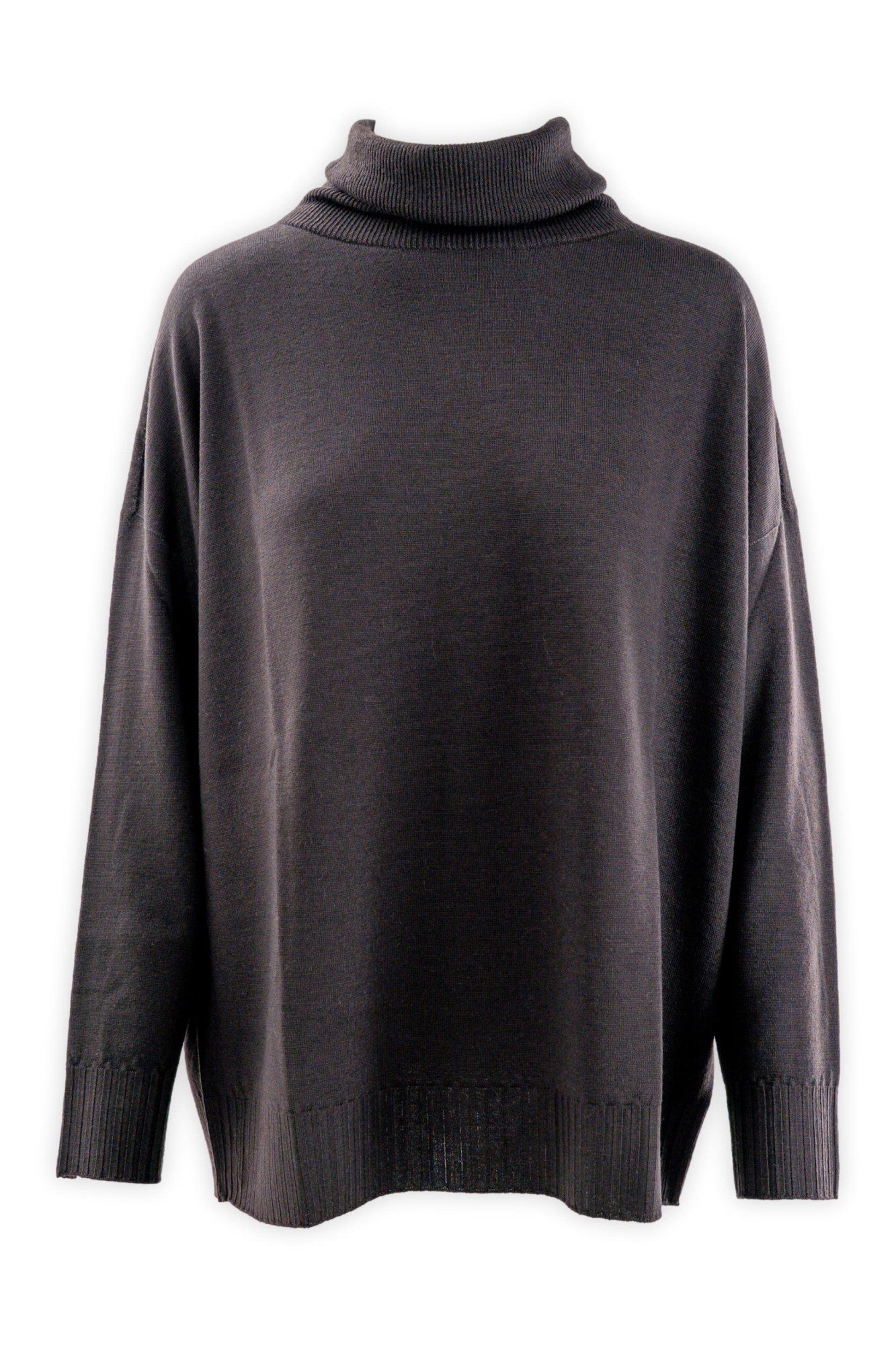 Maglia in pura lana con collo ciambella e spacchi laterali