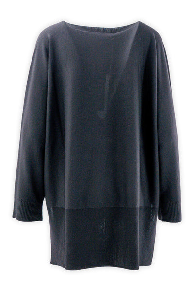 Curvy boat neck sweater in pure wool