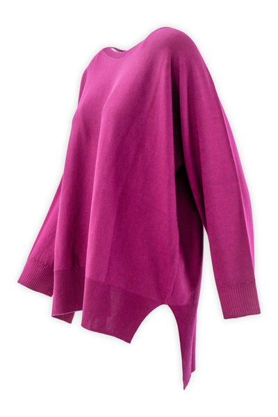 Curvy boat neck sweater in pure wool