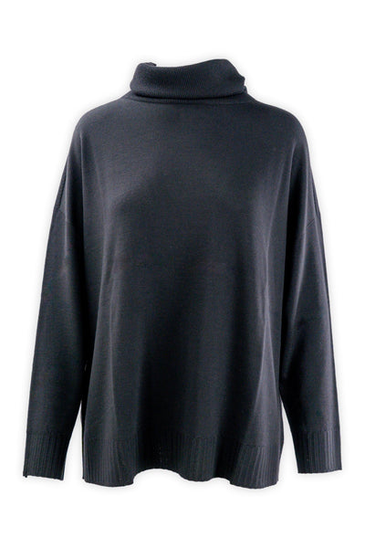 Maglia in pura lana con collo ciambella e spacchi laterali