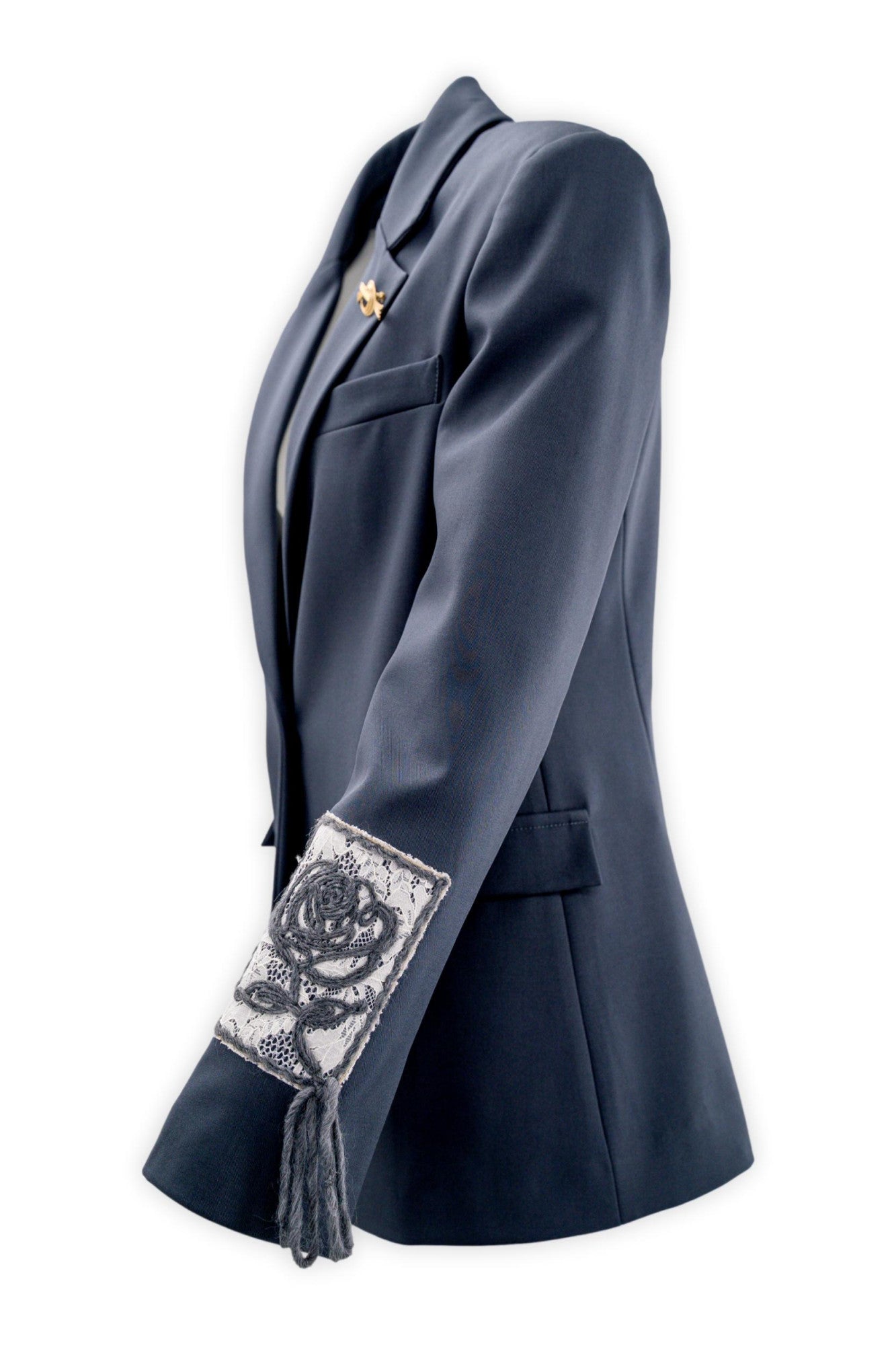 Blazer monopetto foderato con ricamo manica