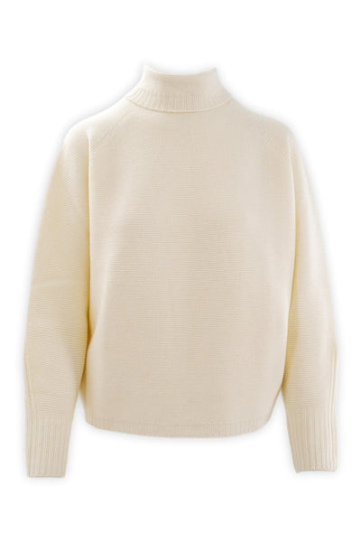 Turtleneck in links with an egg-shaped cut