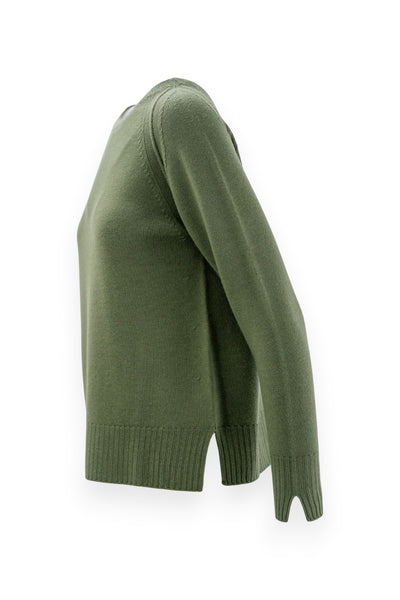 Pure wool crew neck with slits