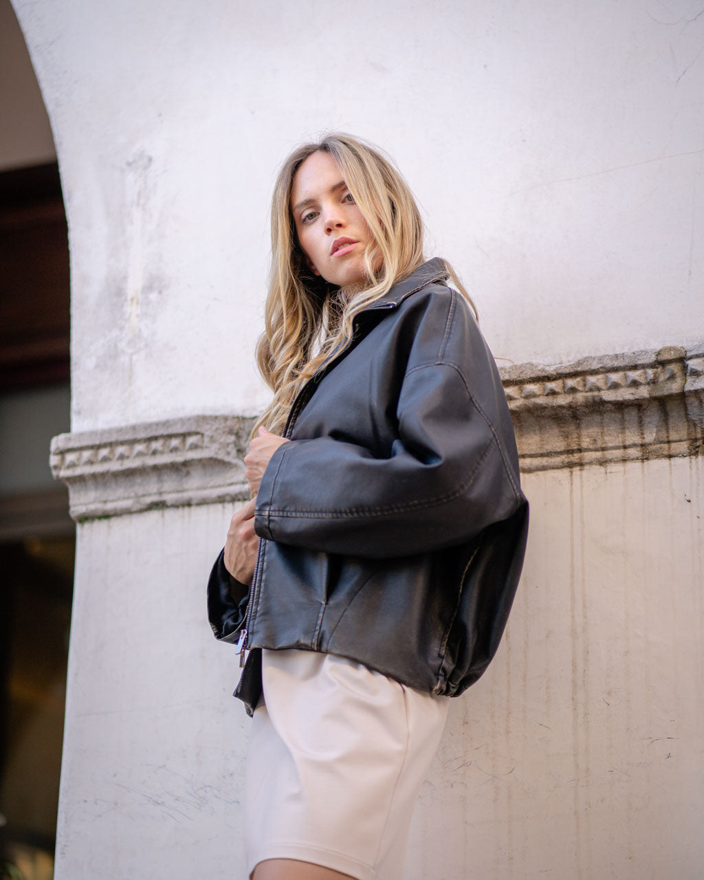 Giubbino in ecopelle effetto vissuto con zip