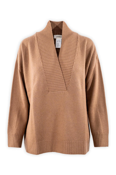 Maglione basico in pura lana merinos con scollo a coste