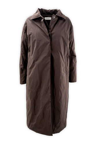 Cappotto in taffetà tecnico con chiusura a scomoarsa