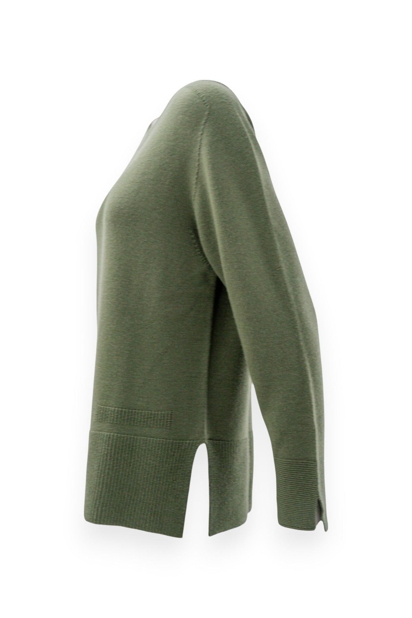 Scollo a barchetta in pura lana oversize