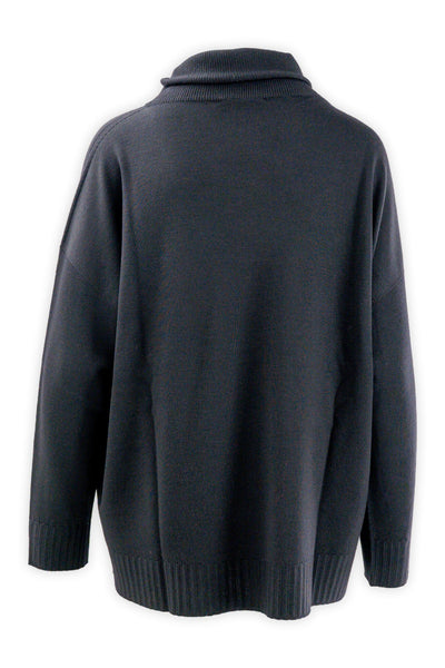 Maglia in pura lana con collo ciambella e spacchi laterali