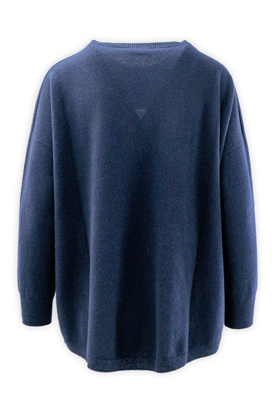 Pure cashmere crewneck with rounded bottom
