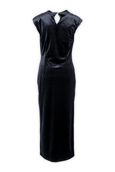 Abito lungo smanicato in ciniglia con spalle strutturate